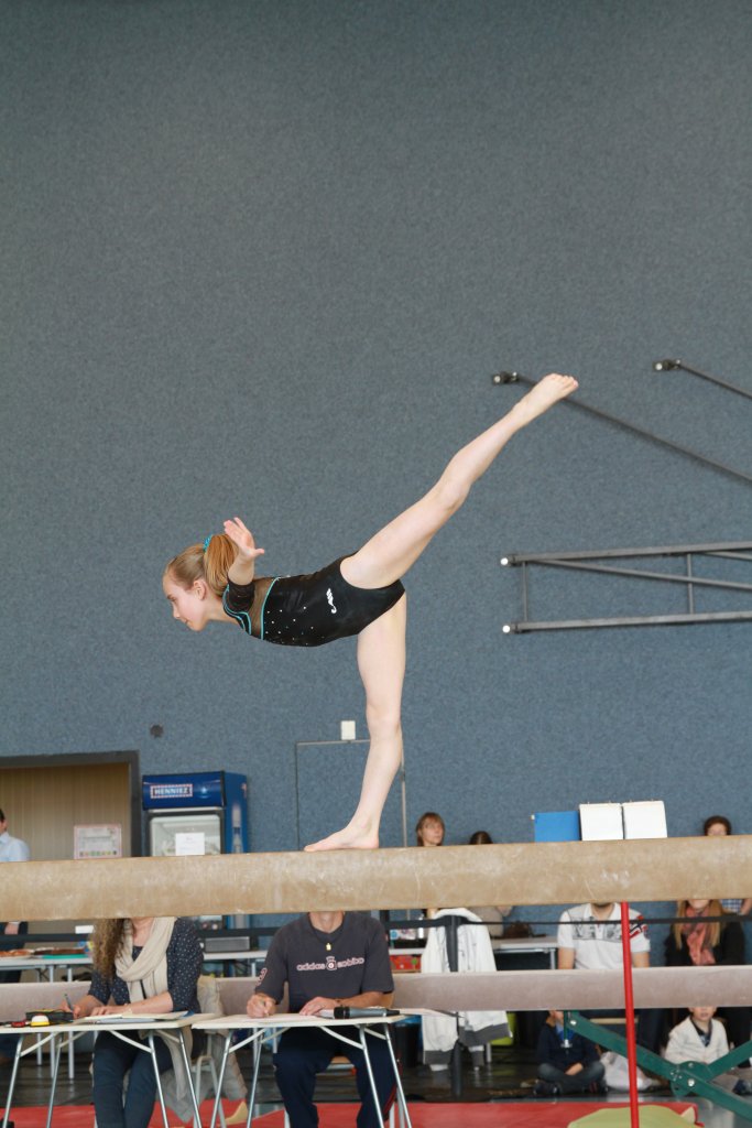 Camille D'Aprile poutre Gym Serrières championnat cantonal 2014 Gymnastique artistique Neuchâtel Maladière Suisse